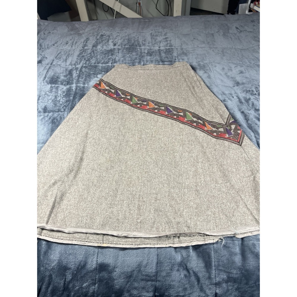 Vintage Jones New York Skirt Womens 10 Wool Western Aztec Southwest embroidery